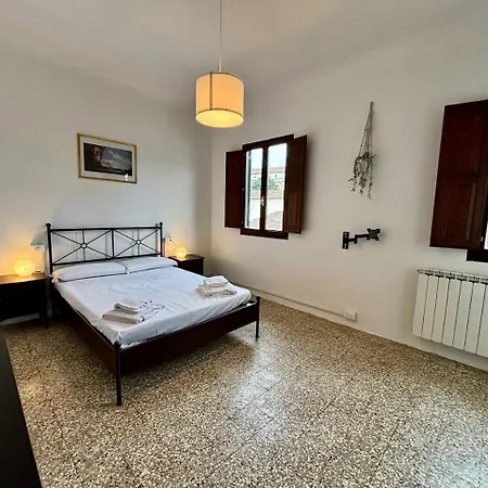 Elysian: All'ultimo Piano A Appartement Florence