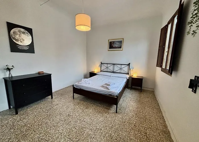 Apartment Elysian: All'ultimo Piano A *