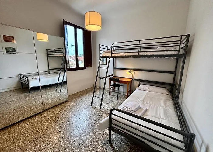 Apartment Elysian: All'ultimo Piano A Florenz